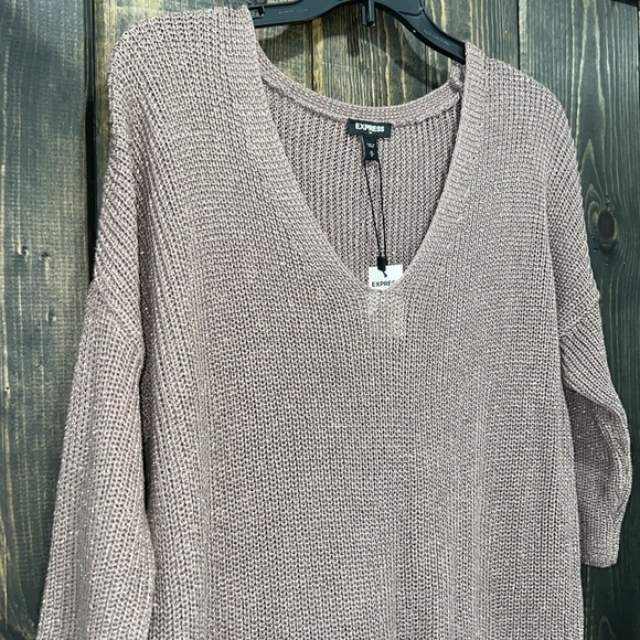 NWT Express Knit Top M Rose Gold Sparkly Glitter Metallic Tunic Length Relaxed - Picture 2 of 12